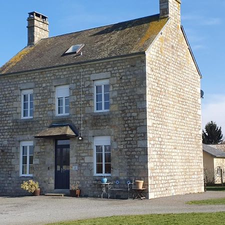 La Bouyardiere Saint-Mars-d'Egrenne ภายนอก รูปภาพ