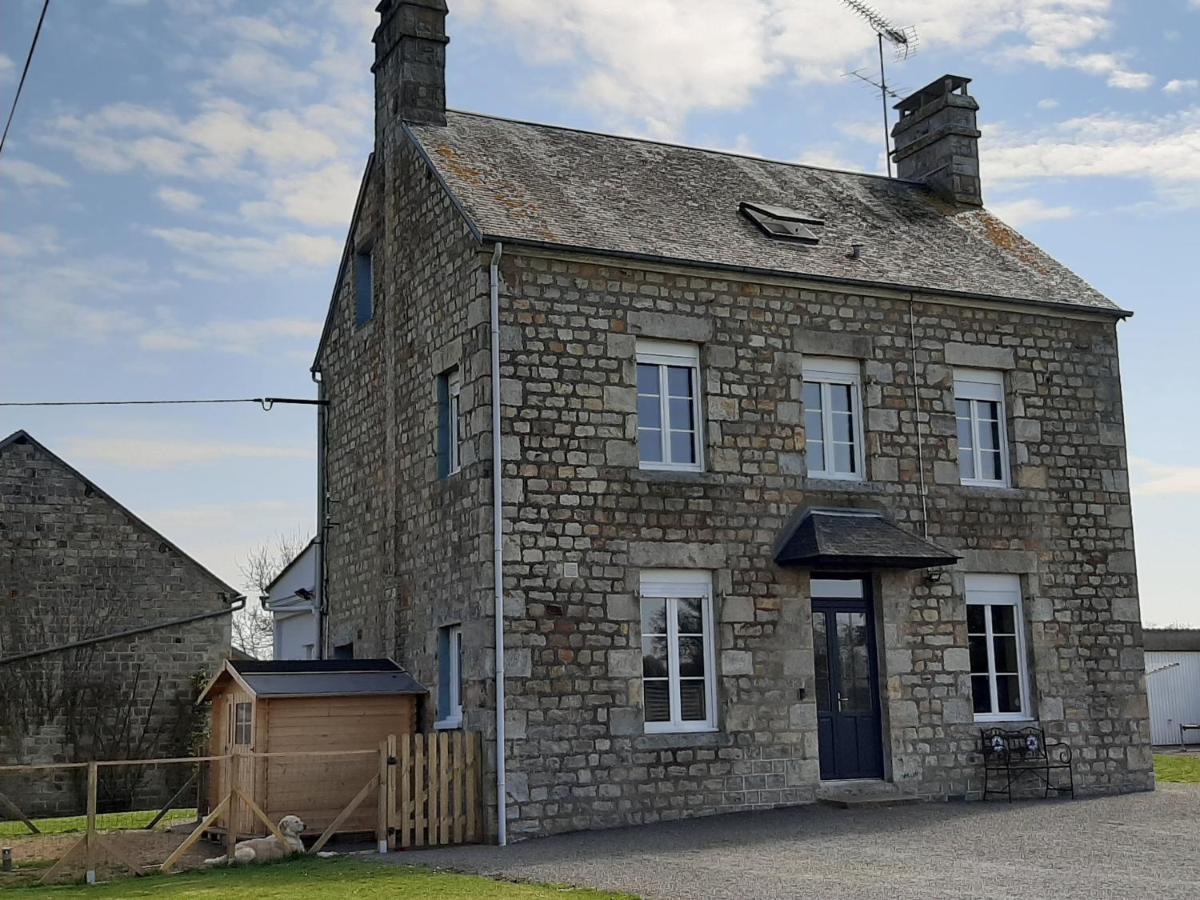 La Bouyardiere Saint-Mars-d'Egrenne ภายนอก รูปภาพ