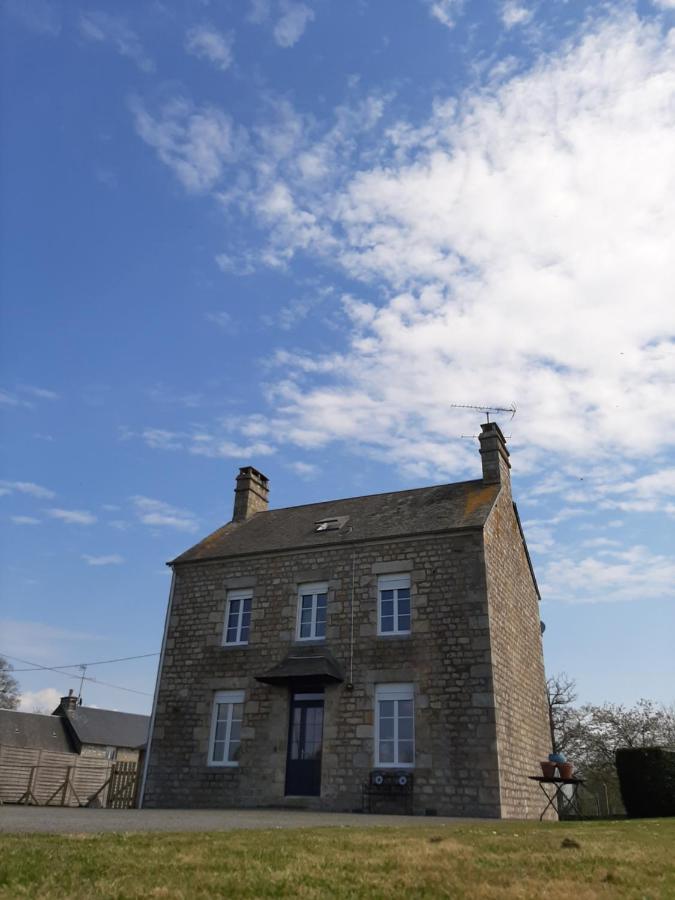 La Bouyardiere Saint-Mars-d'Egrenne ภายนอก รูปภาพ