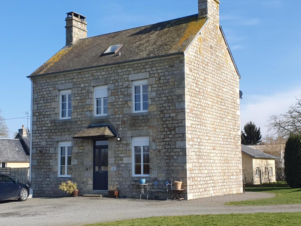 La Bouyardiere Saint-Mars-d'Egrenne ภายนอก รูปภาพ